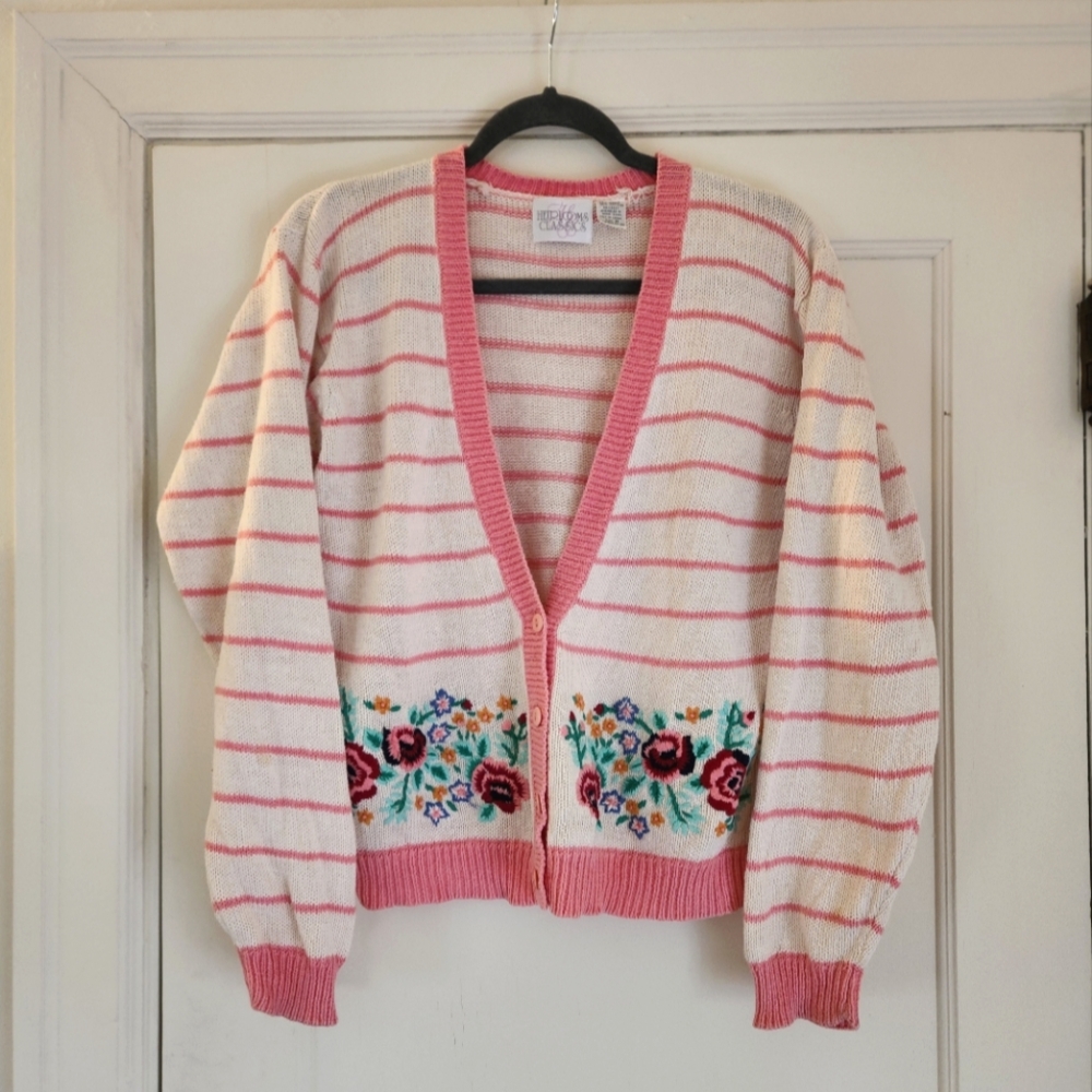 Vintage Floral Embroidered Cardigan 🌹